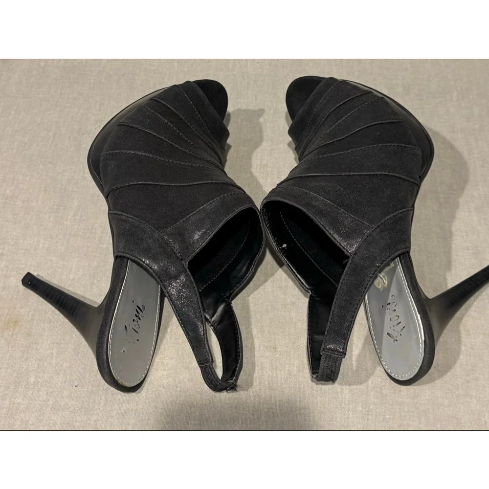 Women's Fioni Pewter Black Peep Toe Slingback platform Heels Size 10 vegan - Picture 7 of 12